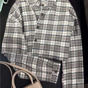 Ardene Gray and White Plaid Shirt Cropped Flannel size M